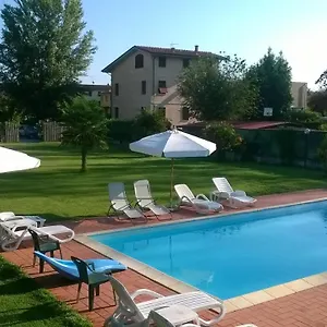 Il Casale Di Nanni 2*, Lukka Włochy
